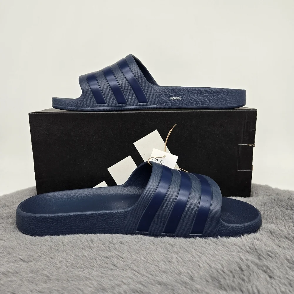 New Adidas Adilette Aqua Stripe Slides Men's Size 9